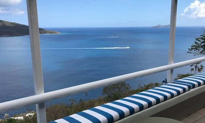 Estate Lovenlund Apartment | Paradise Palms 2-Bedroom w/pool and ocean views