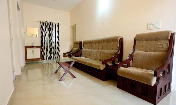 Sulthan Bathery House | Paradise Service villa