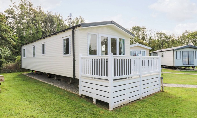Hayle House | PARBOLA 7, family friendly, with pool in Gwinear