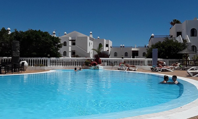 Costa Teguise Apartment | Parisian apartment 522