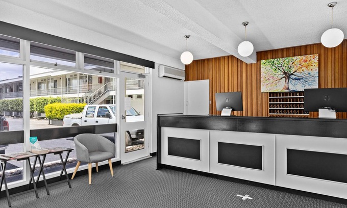 East Toowoomba Hotel | Park Motor Inn