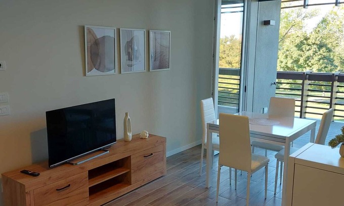 Parma Apartment | Park view