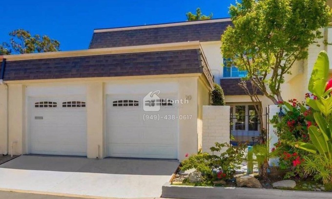 Woodbridge House | Park View Villa