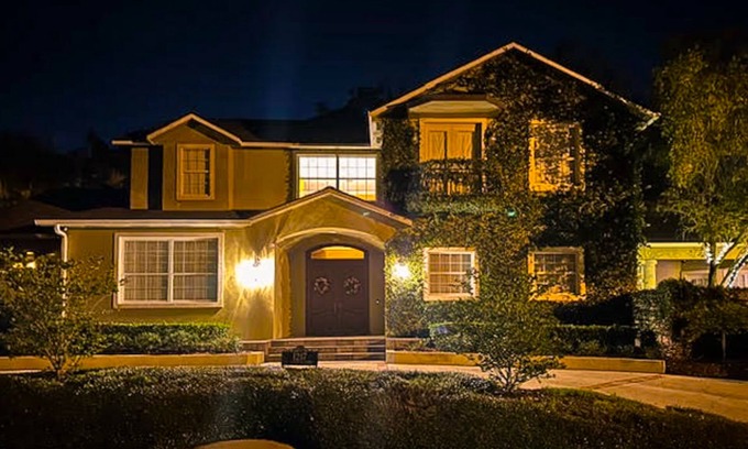 Historic District House | Parke Place | Estate in Ocala with a saltwater pool & guesthouse