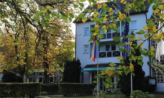 Plau am See Hotel | Parkhotel Klüschenberg