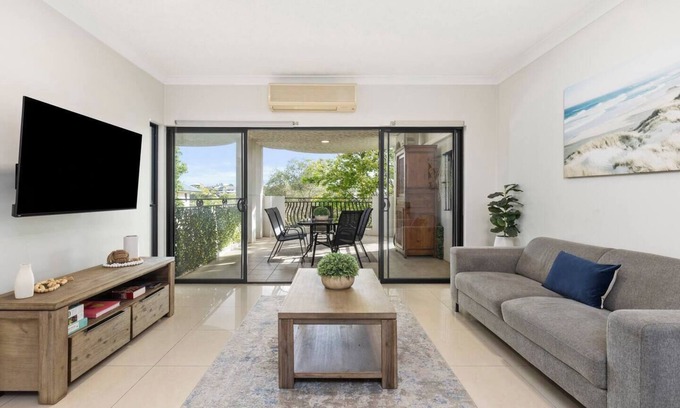 South Brisbane Apartment | Parkside Southbank 2bed Villa