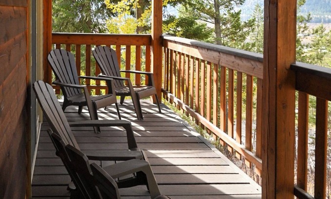 Parson House | Parson Cabins - Moraine Chalet