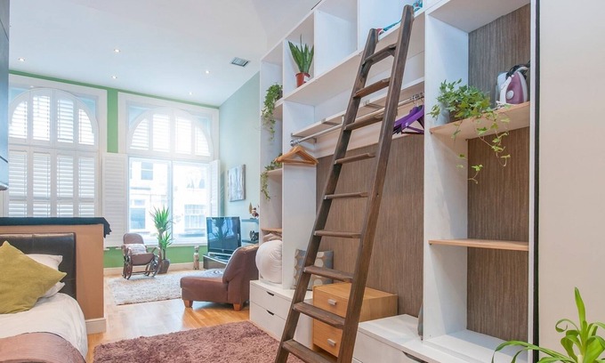 Castle Quarter Apartment | Pass the Keys | Beautiful loft style apartment in the City Centre