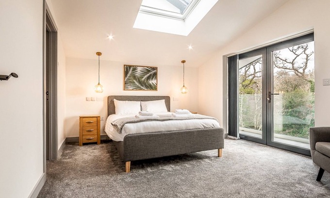 Exmouth House | Pass the Keys | Luxury holiday home in Exmouth with parking