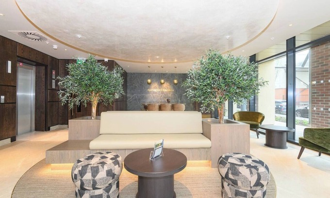 Holbeck Apartment | Pass the Keys | Oasis in the sky - Leeds Centre