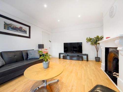 West Hampstead Apartment | Pass the Keys Your perfect base in West Hampstead