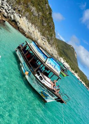 Taio Boat Rental | Passeio de Barco Arraial do Cabo