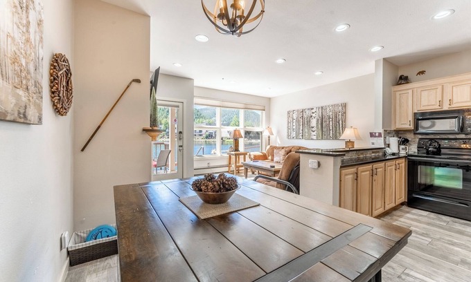 Lakeside Village Condo | Patio access to Keystone Lake & Gorgeous Views, Easy Access to Everything!