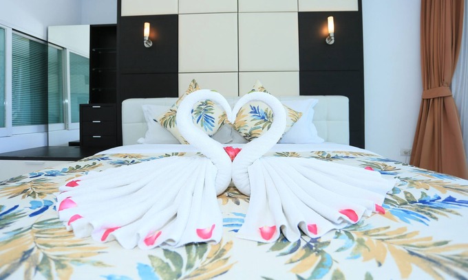 Patong Villa | Patong Seaview Villa 4BDR private Pool