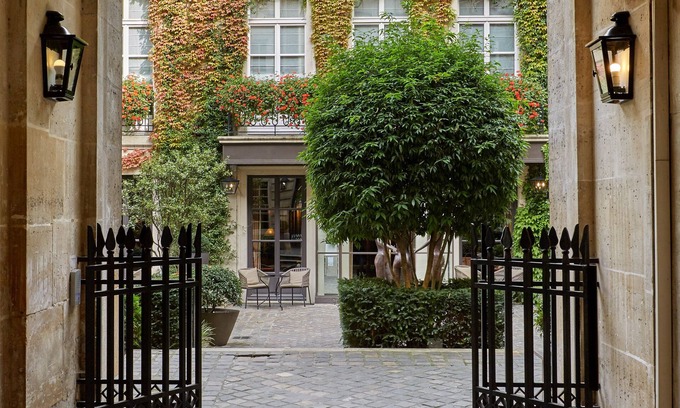 Marais Hotel | Pavillon de la Reine & Spa, Place des Vosges