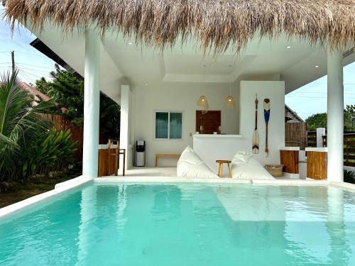 Moalboal Villa | Pawikan Seaview Villa Deluxe