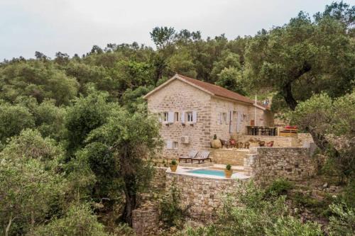 Katsimatika House | Paxos StoneHouse