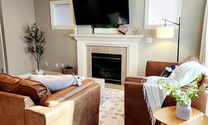 Wilkes East House | PDX - Gresham Home with King Bed, Dedicated Office, & Garage