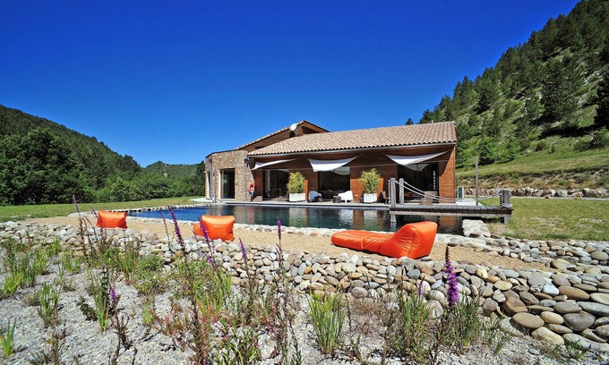 La Roche-sur-le-Buis Cottage | Peace and serenity in the heart of Provence