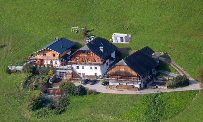 Sorafurcia Apartment | Peace and relaxation in the midst of nature