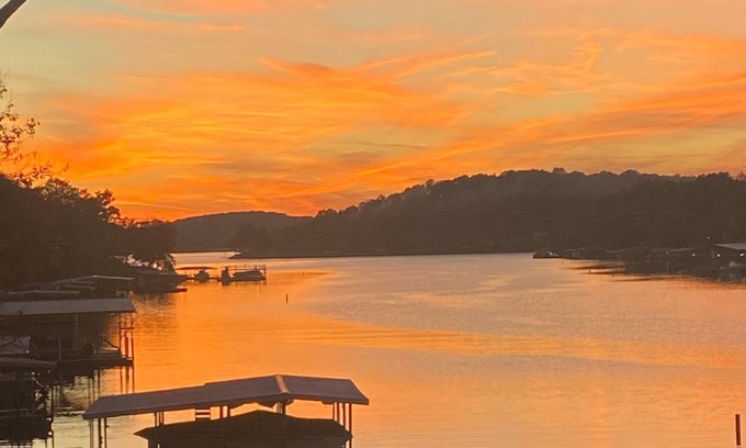 Lake Ozark Condo | Peaceful 2 bedroom Condo with NO Cleaning Fees on the Lake of the Ozarks