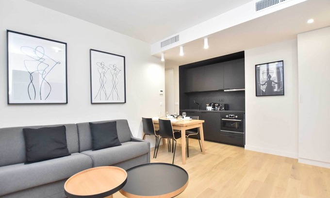 Porte-Dauphine Apartment | Peaceful apartment - 2BR/6P - Chaillot