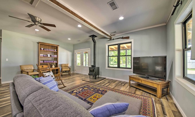 Berger House | Peaceful Guest Home w/Patio on 152-Acre Farm