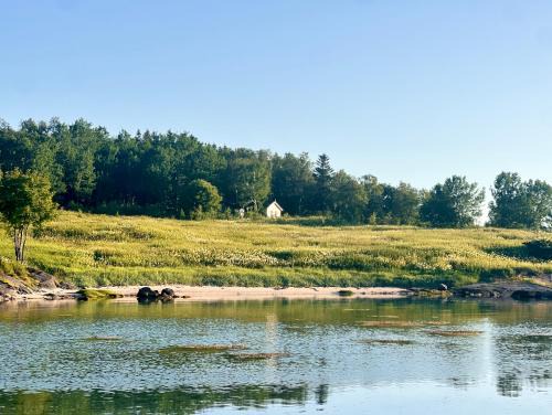 Gildeskal Ski Chalet | Peaceful Island Retreat in Seaside Cottage with Hidden Beach & Private Boat