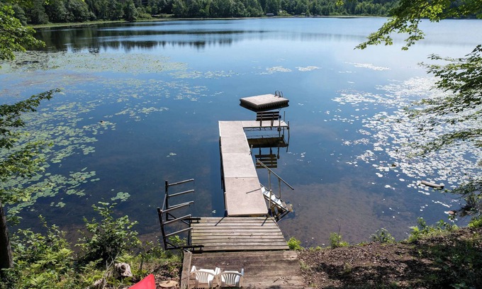 Markville Cabin | Peaceful Minerva Chain Cabin in Danbury, WI