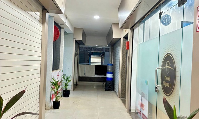 Surat Hotel | Pearl Retreat Hotel