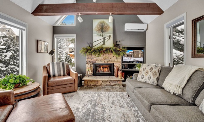 Clymer Condo | Peek 'N Peak-Golf & Ski-Affordable Rates, Minutes to SkiLift & Aerial Course