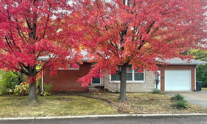 Pekin House | Pekin Retreat