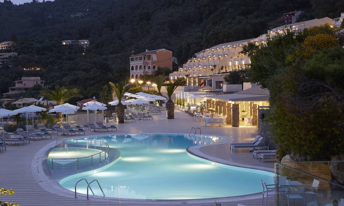 Sinarades Hotel | Pelekas Monastery