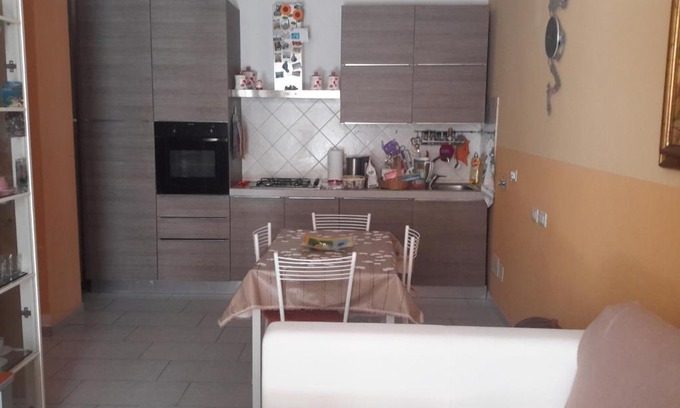 Rivarolo Ligure Apartment | Pellicunidada