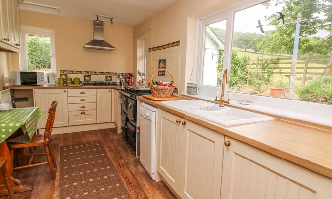 Rhayader Cottage | Penlone Cottage