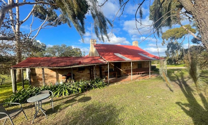 Upper Wakefield House | Penobscot Farm Cottage