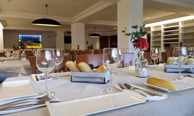 Torreperogil House | Pensión Restaurante Casablanca