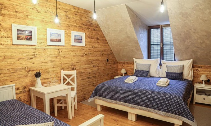 Neurazy House | Pension Angusfarm