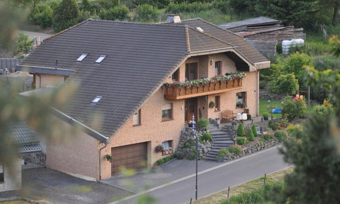 Baar House | Pension Jonas