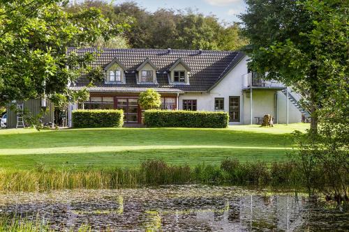 Skovlund Bed & Breakfast | Pension Lærkelill