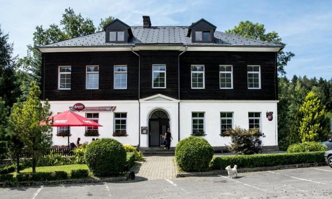 Svor House | Pension Milštejn