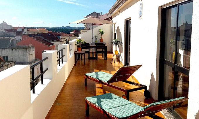 Nossa Senhora do Populo Apartment | Penthouse Apartment in City Center, great views!