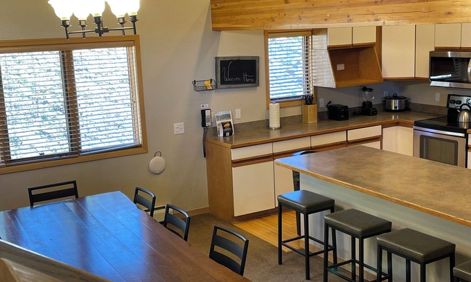 Baldy Mountain Resort | Penthouse Condo with Incredible Views of Breckenridge Ski Area