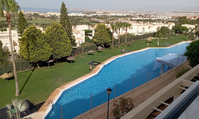 Almerimar Apartment | Penthouse-duplex 'Edinburgh' in Almerimar (Spain)