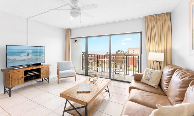 Port Canaveral Condo | Penthouse Next to Pier Fully Renovated with Private Patio and Oceanfront Pool