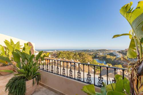 Marbella House | Penthouse Rental Puerto Banus