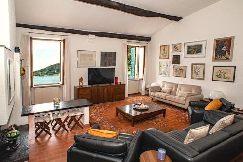 Portovenere Apartment | Penthouse with a Dream Sea View in Portovenere
