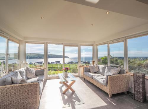 Gwbert House | Pentir Gwbert