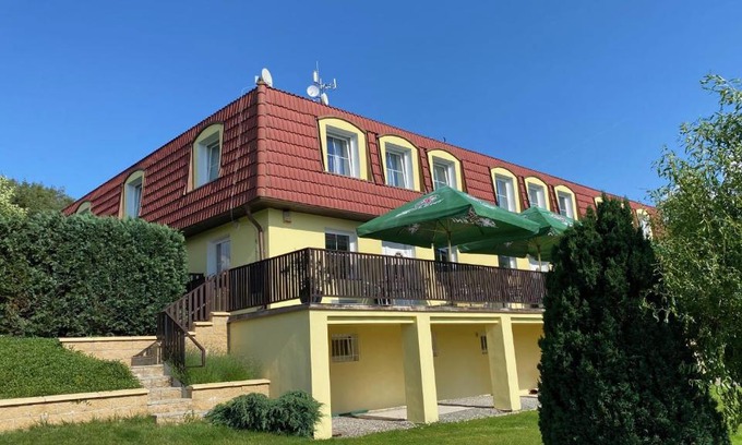 Kamyk nad Vltavou House | Penzion Kamejk