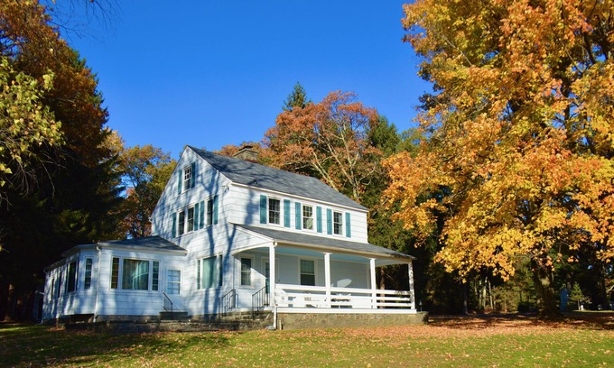 Skytop House | Peoples favorite! Perfect for golf or family outings, Mountain sunsets-Sleeps 13